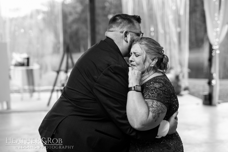 Jackie-Andrew-Wedding-Rustic-Reflections-SP-164