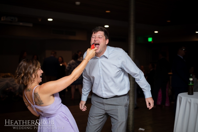 Kate-Jim-Wedding-Turf-Valley-206