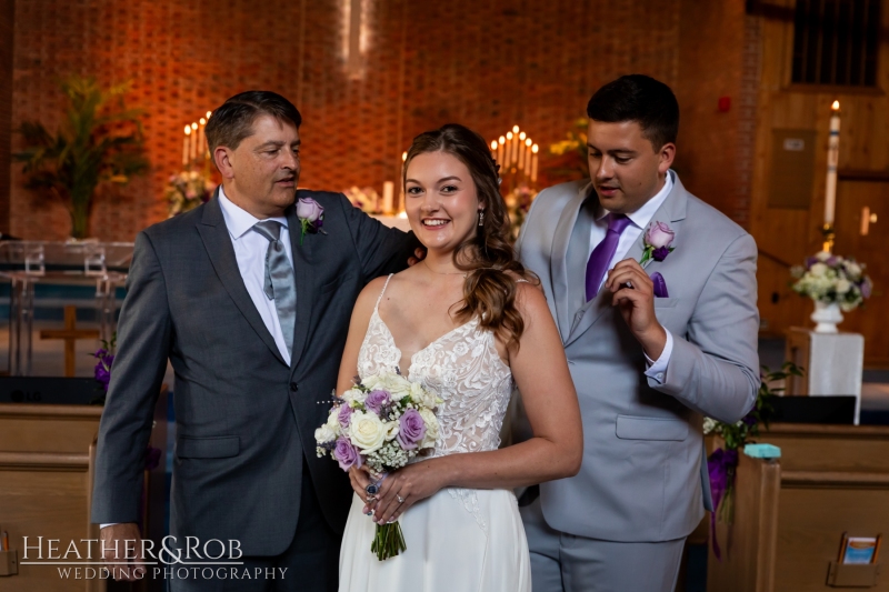 Kerry-Phillip-Wedding-Sneak-Peek-Turf-Valley-104