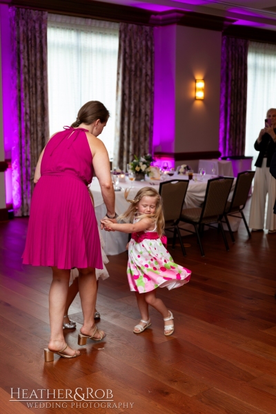 Kerry-Phillip-Wedding-Sneak-Peek-Turf-Valley-134