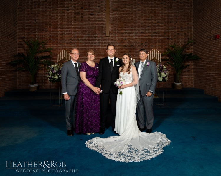 Kerry-Phillip-Wedding-Sneak-Peek-Turf-Valley-117