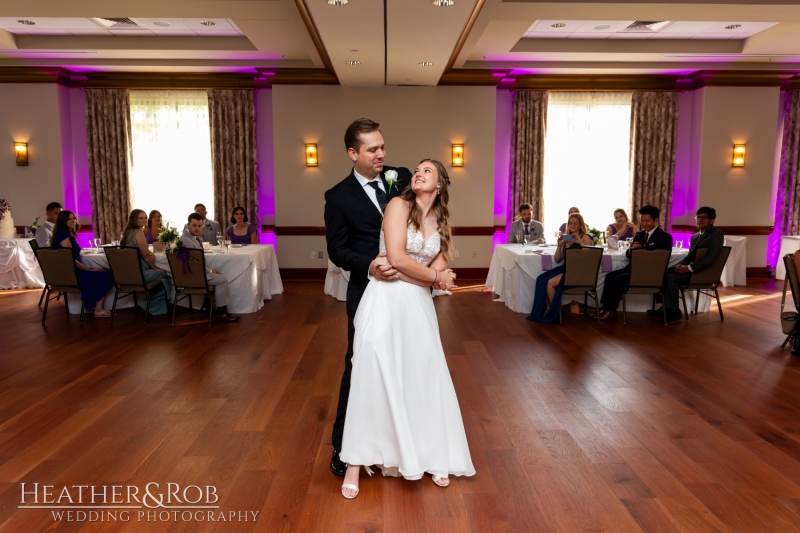 Kerry-Phillip-Wedding-Sneak-Peek-Turf-Valley-123