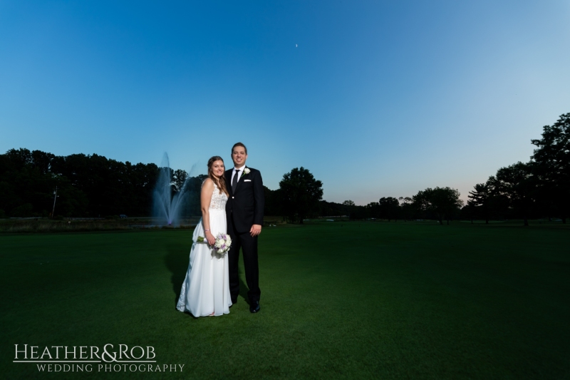 Kerry-Phillip-Wedding-Sneak-Peek-Turf-Valley-139